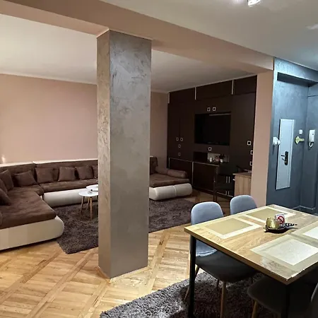Apartment Basic De Lux *
